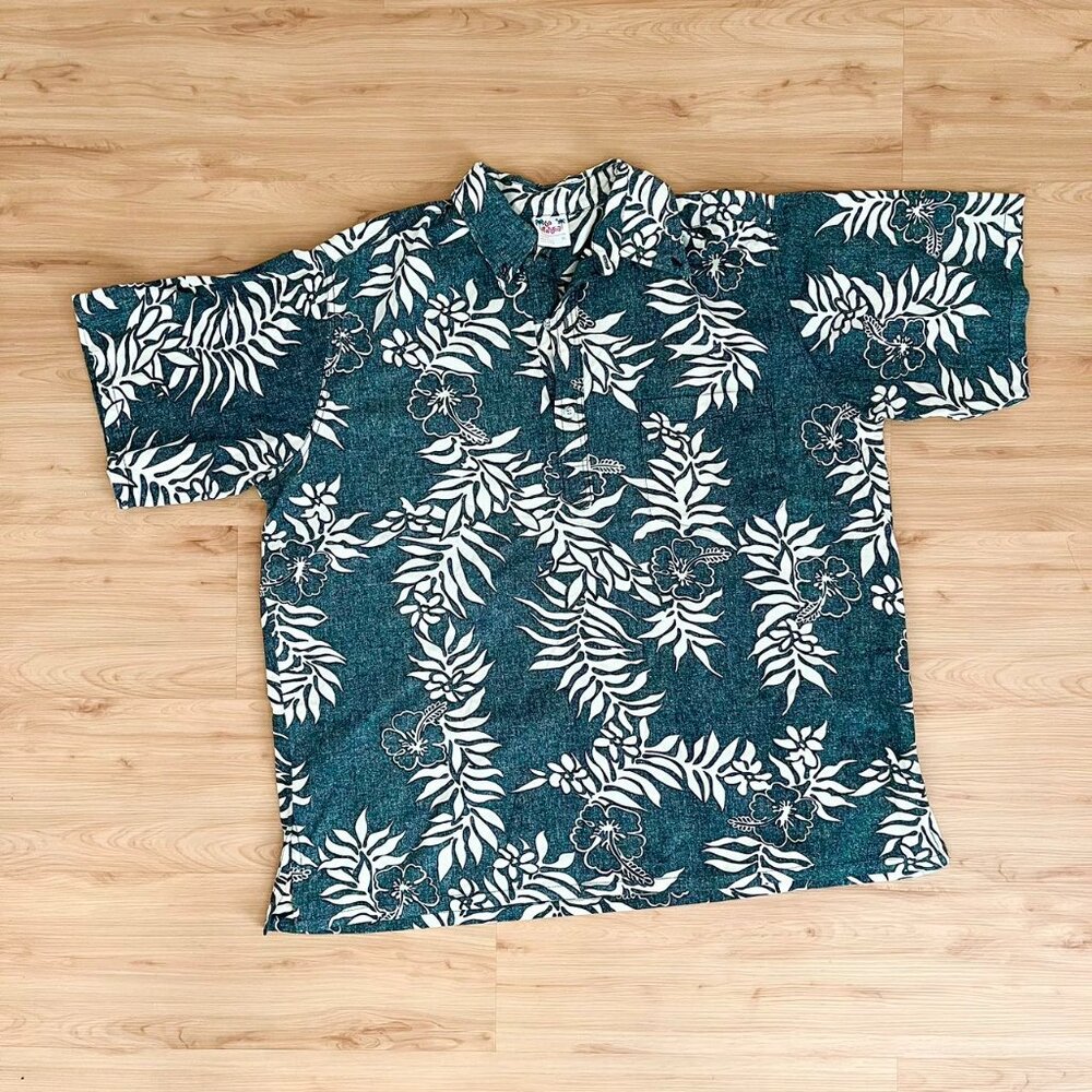Go Barefoot Mini Tahitian Reverse 3- Buttons Mens Size XL